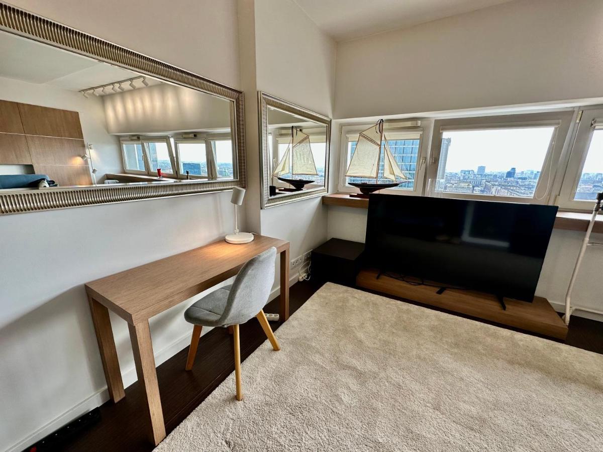 Apartamento Metro X2 Fast Wifi 400 Mbs 70’tv Netflix Hbo Max Appletv+ Disney+ Varsovia