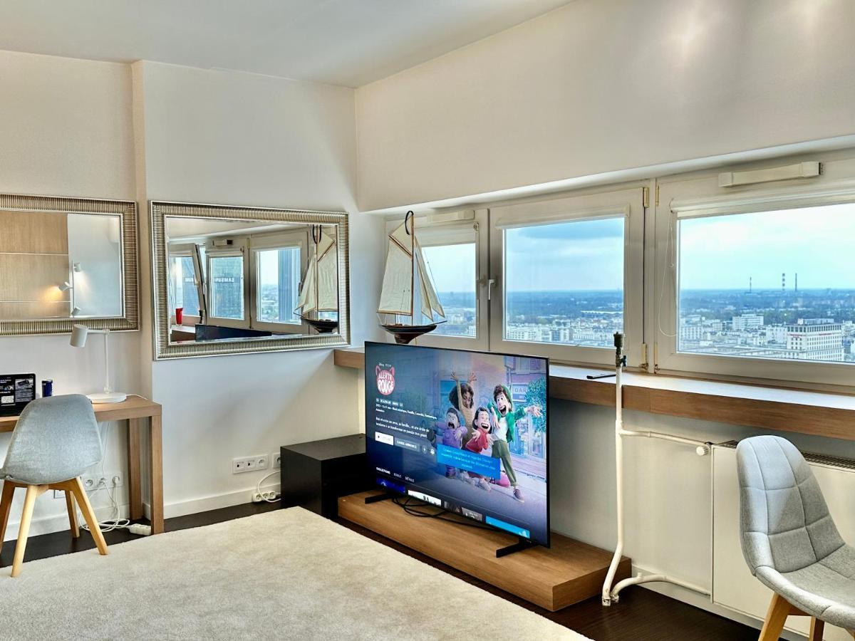 Metro X2 Fast Wifi 400 Mbs 70’tv Netflix Hbo Max Appletv+ Disney+ Apartamento *