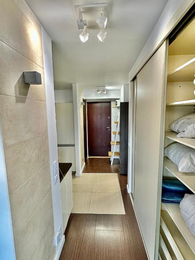 Appartamento Metro X2 Fast Wifi 400 Mbs 70'tv Netflix Hbo Max Appletv+ Disney+ Varsavia
