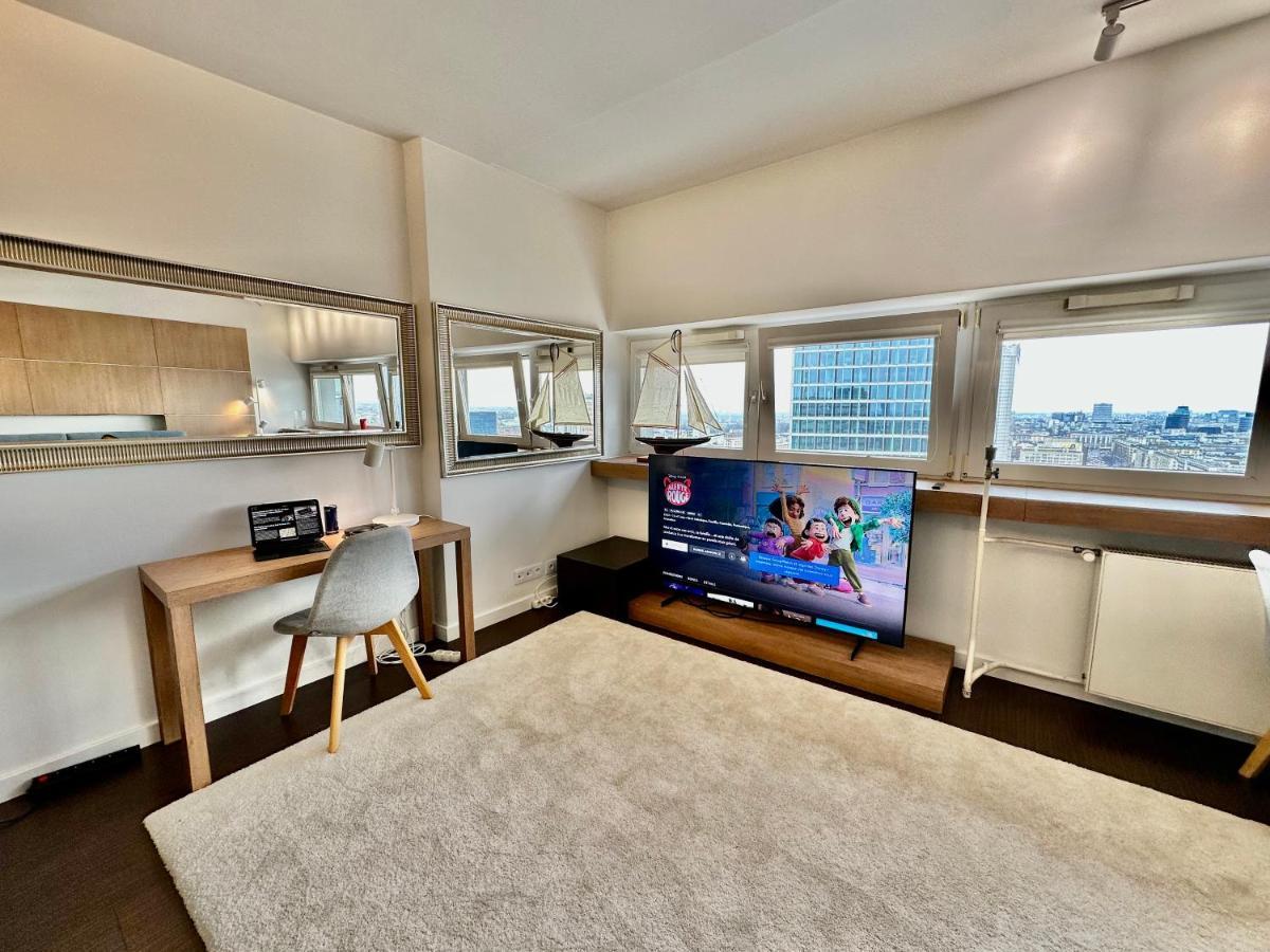 Apartamento Metro X2 Fast Wifi 400 Mbs 70’tv Netflix Hbo Max Appletv+ Disney+ *